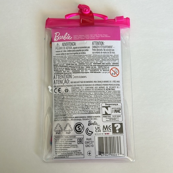 BNWT Mattel Barbie Doll Fashion Pack - Plaid Top & Skirt With Purse & Sunglasses - Picture 3 of 3